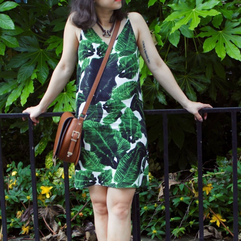TOPSHOP Dress Palm Print Slip Dress Tropical Size 2P • BLOGGER FAVORITE •